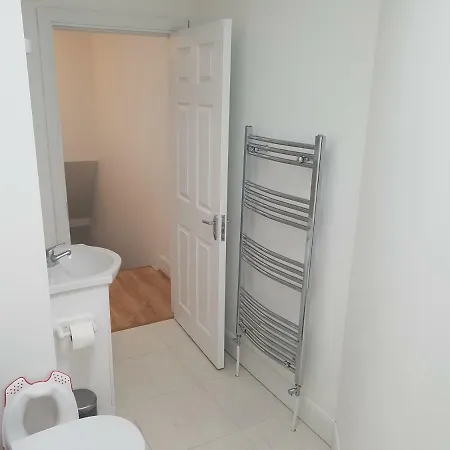 4 Bed Comfy House, Cork, 7 Guest Max Appartement