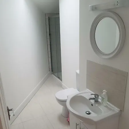Lägenhet 4 Bed Comfy House, Cork, 7 Guest Max